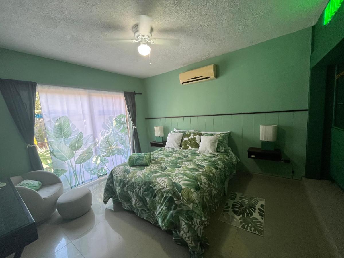 Dici Co-Living Housing Cabo San Lucas Bed and Breakfast Esterno foto